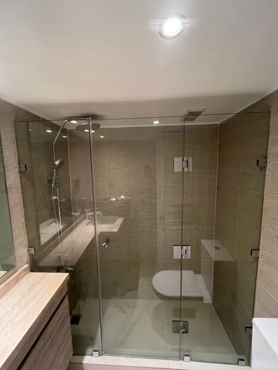 Renovación de baño en Las Condes · fotografía 3