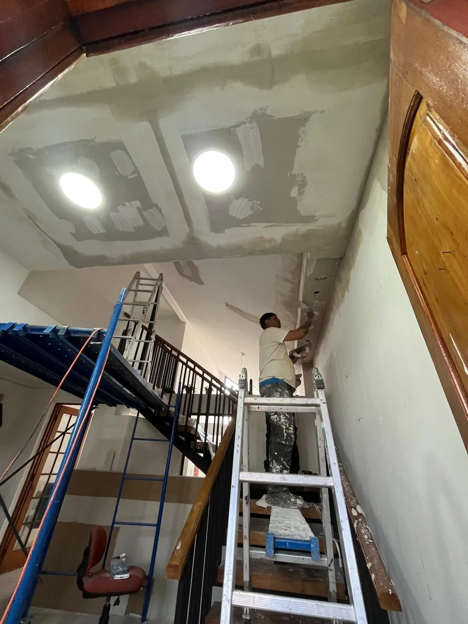 Recuperación de canal y cielo interior en Providencia · fotografía 1